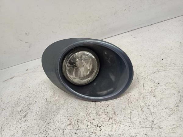 FEU ANTIBROUILLARD DROIT PEUGEOT PARTNER/ CITROEN BERLINGO 2008-2012 - Vue 1